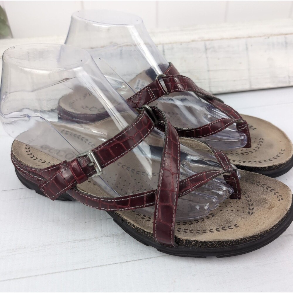 Ecco Light Patent Leather Red Croc Women's Size 38 / 7-7.5 Strappy Slide Sandals